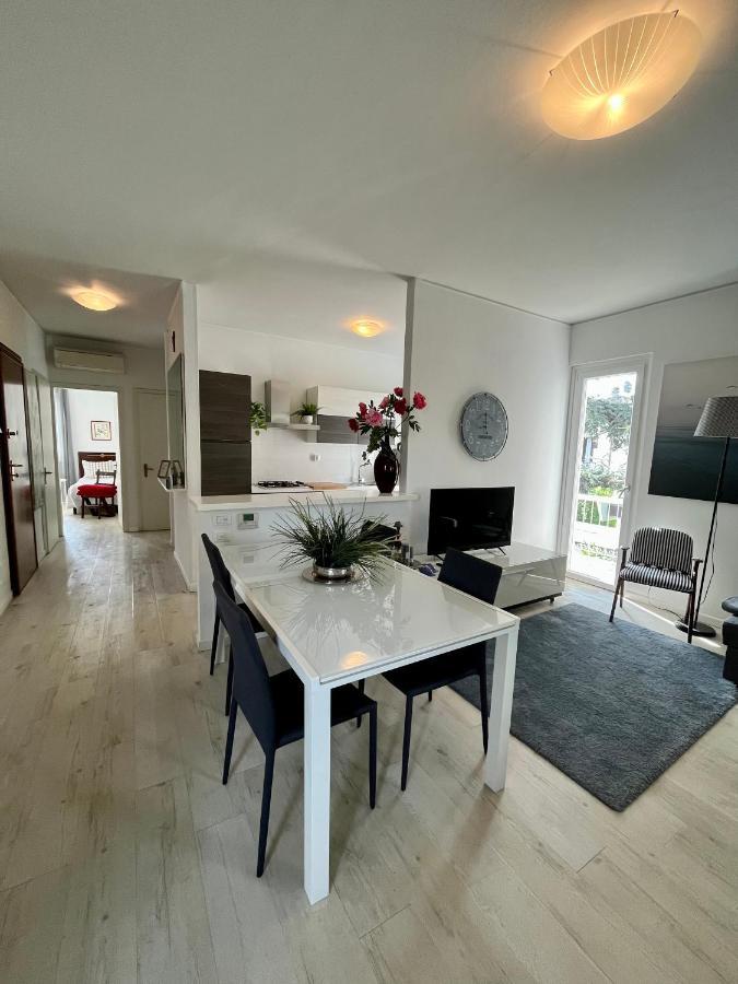 Your Familyapartment In Сирмионе Экстерьер фото