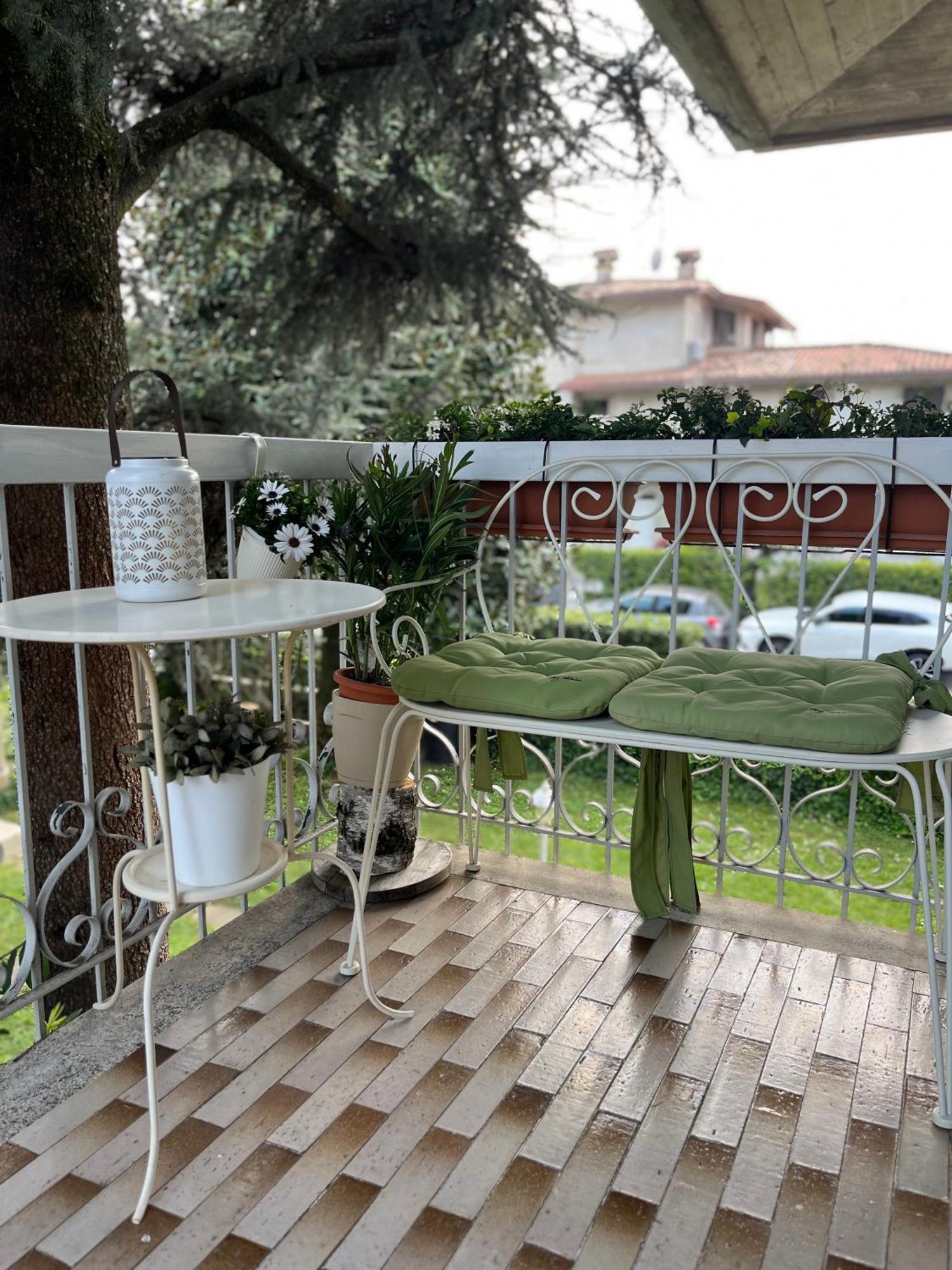 Your Familyapartment In Сирмионе Экстерьер фото